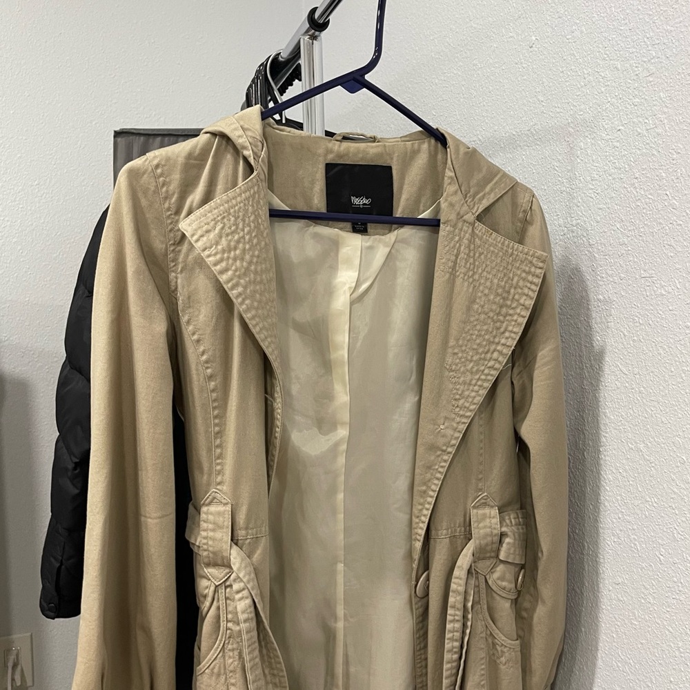 Massimo trench coat with hood